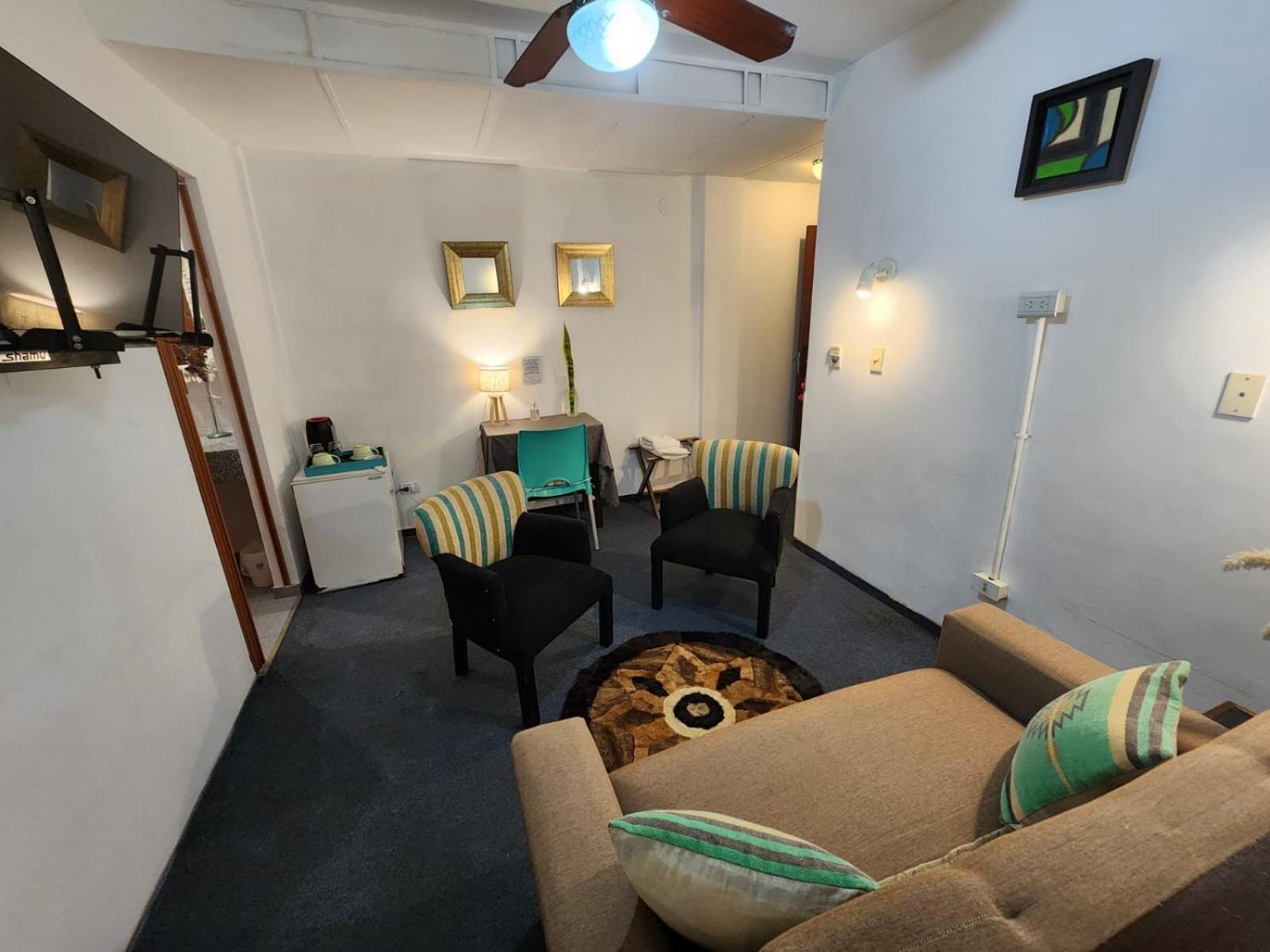 Hostel & Spa Mediterranea คอร์โดบา ภายนอก รูปภาพ