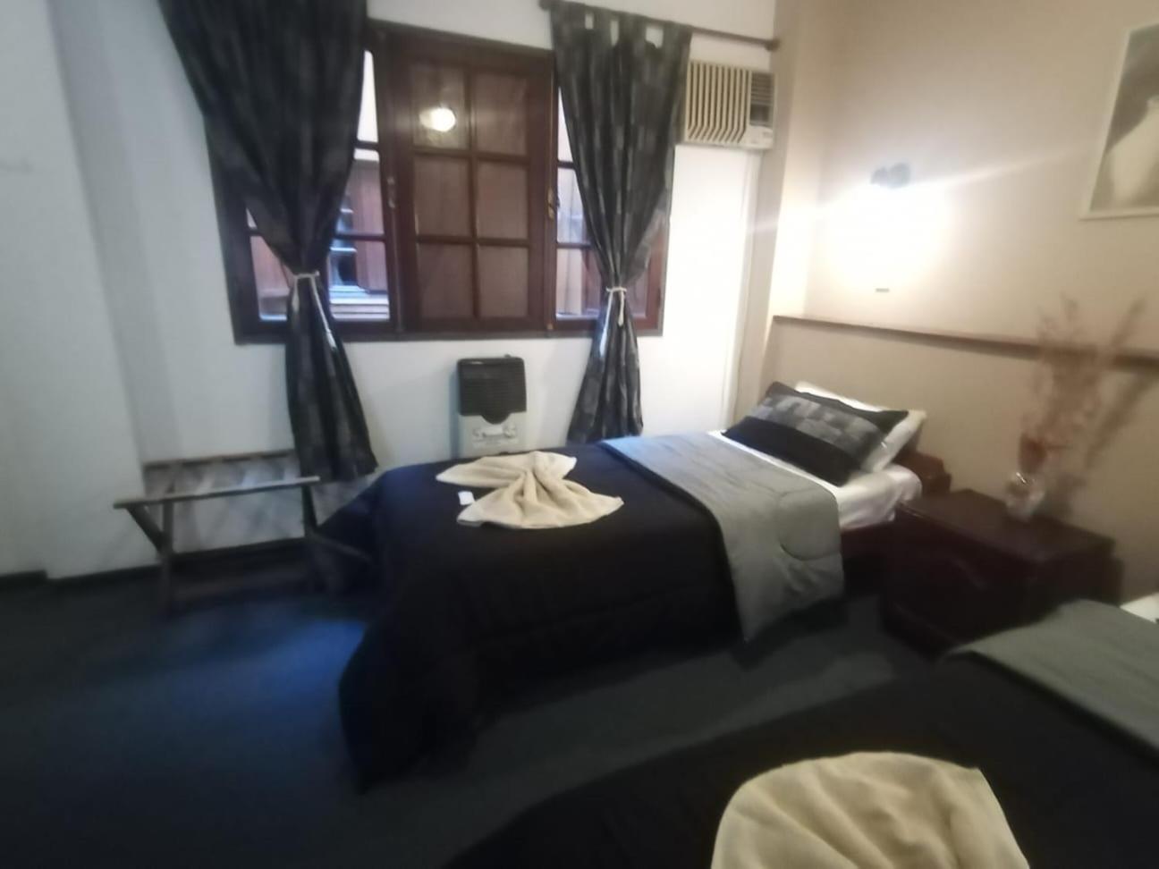 Hostel & Spa Mediterranea คอร์โดบา ภายนอก รูปภาพ